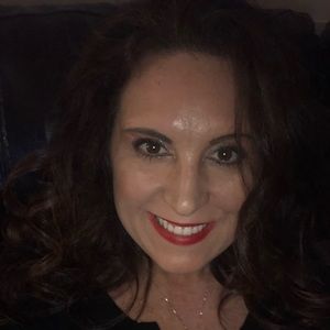 Meet your Posher, Sandy